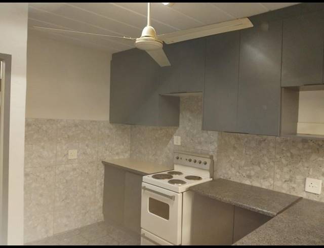 2 BEDROOM TOWNHOUSE FOR SALE IN VALHALLA